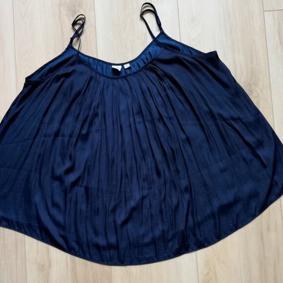 GAP Navy Blue Flowy Women's Camisole Size XL - Picture 4 of 4